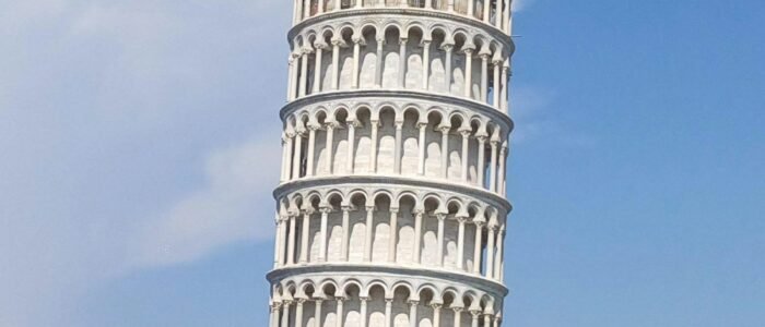 photo-1626252043332-23d2cf5d0aa9